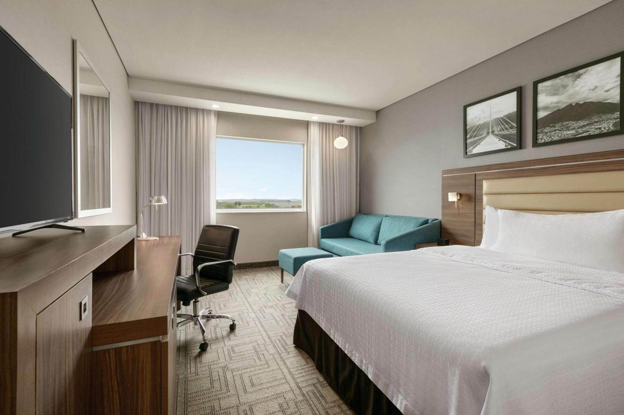 Hampton Inn By Hilton Monterrey Apodaca Exterior photo