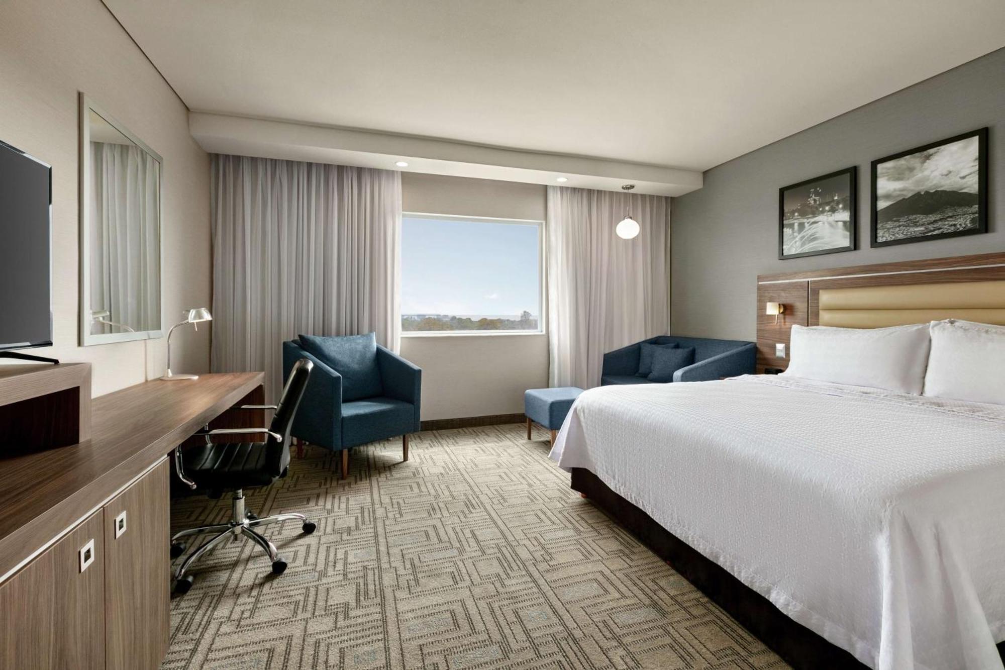 Hampton Inn By Hilton Monterrey Apodaca Exterior photo