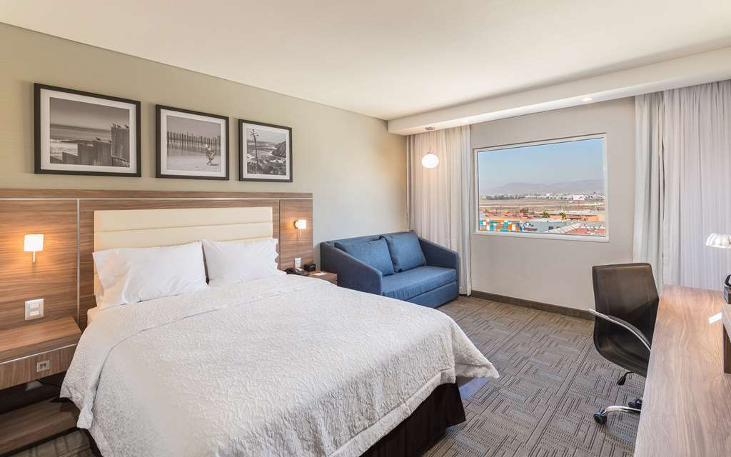Hampton Inn By Hilton Monterrey Apodaca Room photo